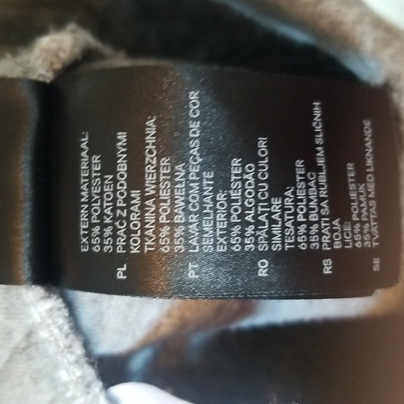 10/$10    H&M Grey Skirt M Divided - Picture 5 of 7